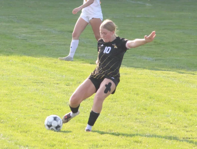 Crestview gets blanked by Champion